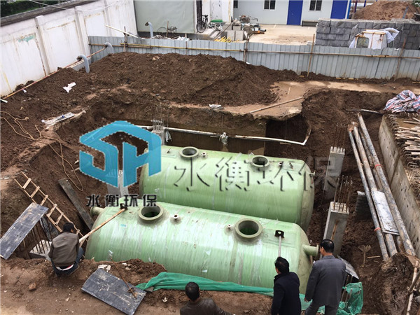 广西玻璃钢化粪池安装现场