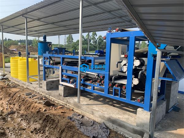 四川省厌氧污泥处理设备带式压滤机安装调试现场